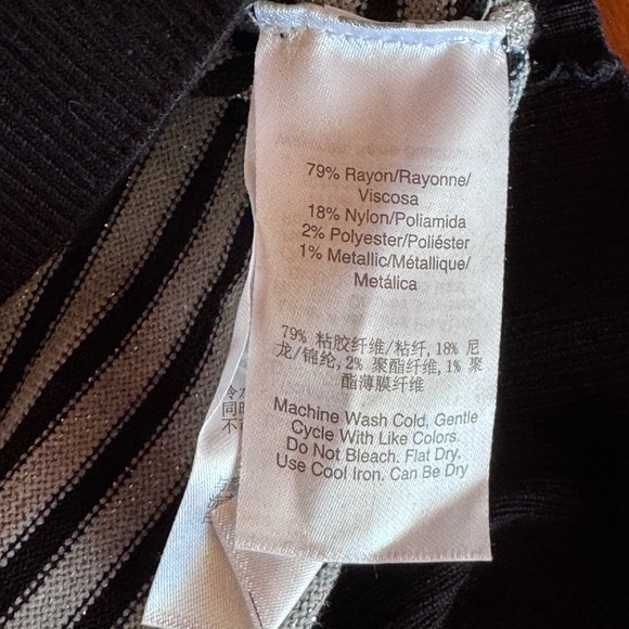 DKNY Turtleneck Sweater Long-Sleeves Knit Top, Black w/ Silver Stripes Sz. XS - Picture 6 of 10